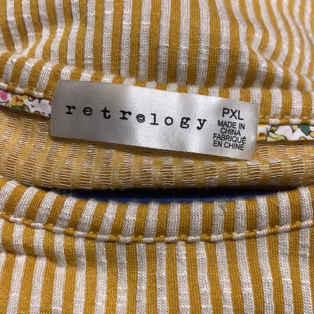 Like new yellow and white striped top - Picture 4 of 6